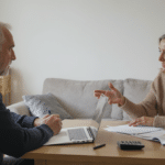 d&eacute;couvrez des astuces pratiques et des strat&eacute;gies efficaces pour n&eacute;gocier le prix d&rsquo;un bien immobilier et r&eacute;aliser la meilleure affaire possible.