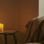 d&eacute;couvrez comment cr&eacute;er une ambiance chaleureuse chez vous en utilisant peu d&rsquo;&eacute;l&eacute;ments essentiels et simples &agrave; int&eacute;grer.