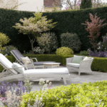 d&eacute;couvrez comment am&eacute;nager un coin d&eacute;tente harmonieux dans votre jardin pour un espace paisible et convivial, alliant confort et esth&eacute;tique.