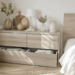 d&eacute;couvrez comment optimiser vos rangements tout en gardant une d&eacute;coration l&eacute;g&egrave;re et &eacute;l&eacute;gante pour un int&eacute;rieur harmonieux et fonctionnel.