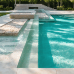 d&eacute;couvrez des id&eacute;es de rev&ecirc;tements innovants pour transformer votre piscine avec un design exceptionnel alliant esth&eacute;tisme et modernit&eacute;.